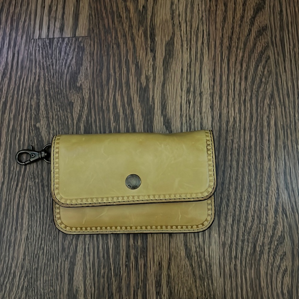 Fossil yellow leather wallet